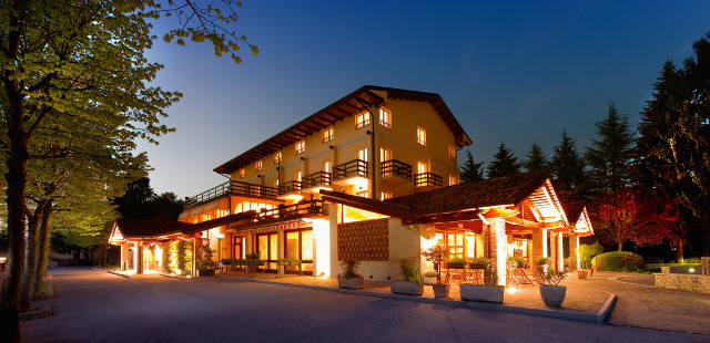 Önogastronomie vereint mit Gastfreundschaft im Restaurant und Hotel Costantini
