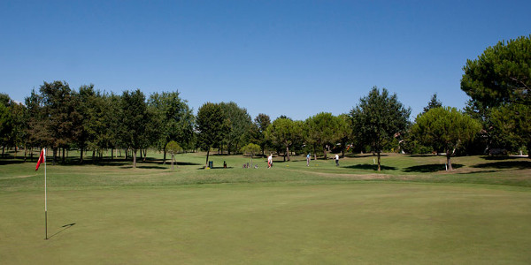 Hotel President und Fremdenverkehrsamt Turismo FVG: neun Etappen in neun Golf Clubs in Österreich und Italien mit dem Finale im Golf Club Lignano