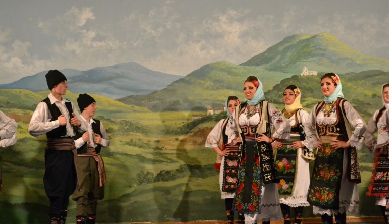 Danzando Tra i Popoli: das große Folklorefestival in Blessano!